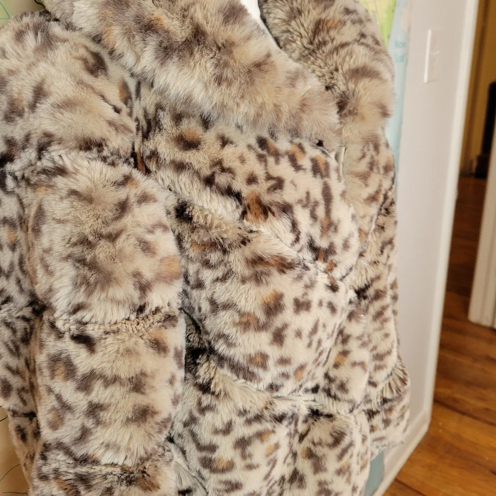 Sofia by Sofia Vergara Faux Fur Leopard Print Bomber Jacket Size S - Picture 7 of 16
